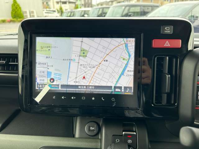 純正9インチナビゲーション搭載。フルセグTV/Bluetooth/AppleCarPlay/Android対応　全方位モニター/スズキコネクト対応。