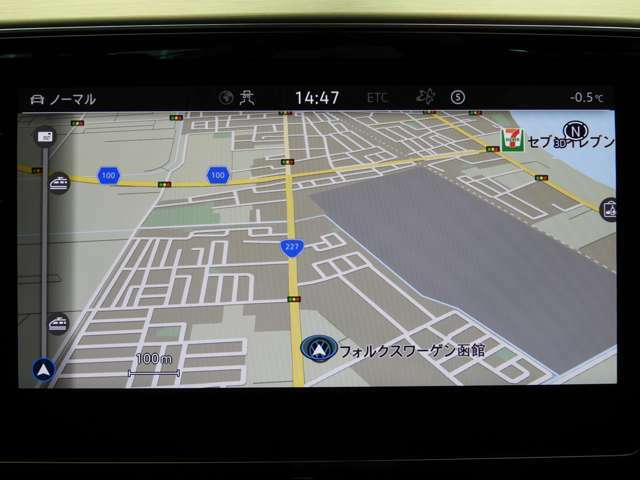 ☆『Discover　Pro』：9.2インチ大型全面タッチスクリーンを採用。車両を総合的に管理するインフォテインメントシステムです☆ジェスチャーコントロール機能付☆