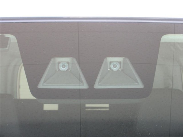 衝突被害軽減ブレーキを搭載したサポカーです。トヨタ専用診断機器で、安全運転支援装置のシステムを綿密に点検してあります。