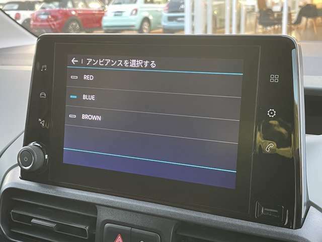 リベラーラでは、通常のオートローン（最長120回払い）の他にも「残価設定プラン」など、様々なお支払プランをご用意しております。※審査の結果、ご期待に添えない場合もございます。