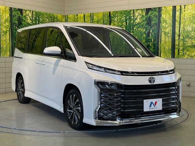 大好評のボディコーティング「弾スプラッシュコート」もご納車までに施工可能。通常のガラスコートと異なる、耐久年数6年の無機質ガラスコーティングが、ボディをキレイな状態に保ってくれます。