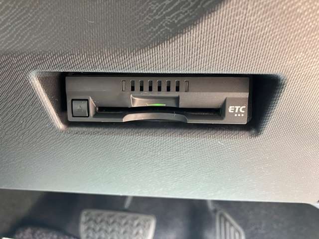 ETC車載器付きです！高速道路も楽々ですね♪