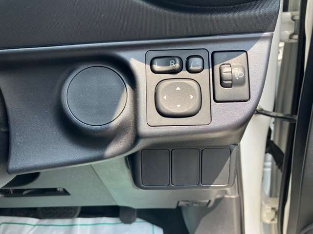運転席操作部です！わからないスイッチ類や操作部はお気軽にお問い合わせ下さい！
