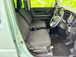 「この車の写真をもっと見たい」「状態が気になる」「この装備はついている？」どんな小さな疑問でもお気軽にお問い合わせください！