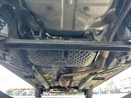 当社で整備の車両には4ヶ月の消耗品も含む無料保証と最長5年走行無制限の延長保証をオプションでご用意☆遠方のお客様はお近くのディーラーにて保証修理をお受けできます♪