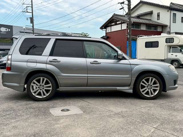 全国一格安に挑戦中！！全国どこへでも納車致します！！お気軽にお問い合わせ下さい！！店舗直通電話番号　048-878-5501