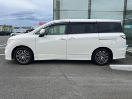 WECARSの在庫ページをご覧いただき誠にありがとうございます！WECARSは「お客様第一」をモットーにお客様のカーライフを全力でサポートいたします！