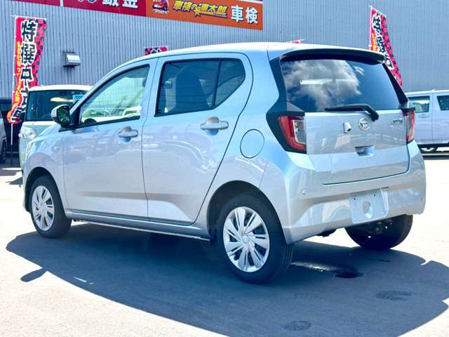 国交省の代わりに車検認定ができる「陸運局指定工場」の資格をもっており、熟練の整備士や国家資格を持った整備士が揃ってます！