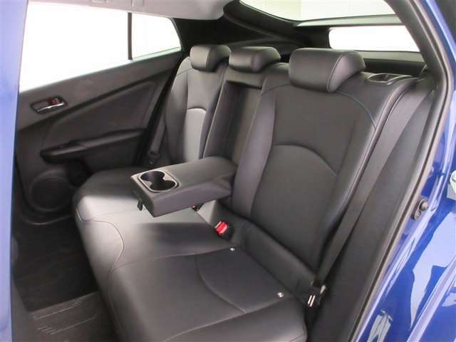 清潔で広々した座席です。ぜひ、現車を見て体感してみてください。