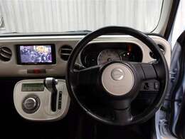 運転席に座ると☆こんな感じです♪