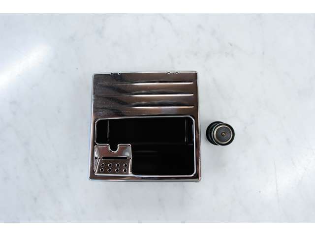 灰皿、ライター