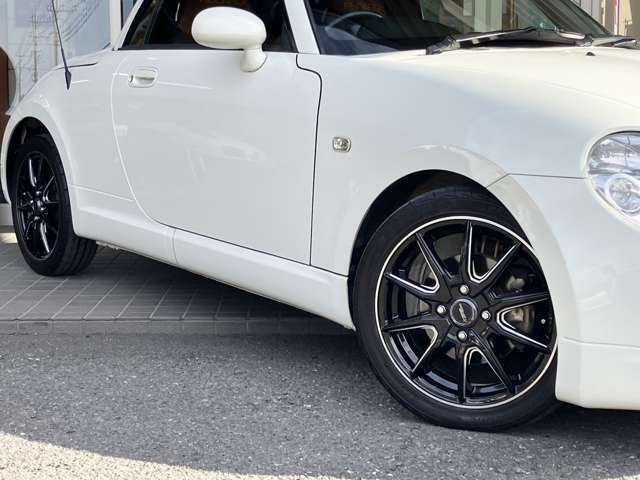 車高調、アルミホイール、スモークフィルム、マフラーなど社外品の納車前購入、取付も賜ります☆