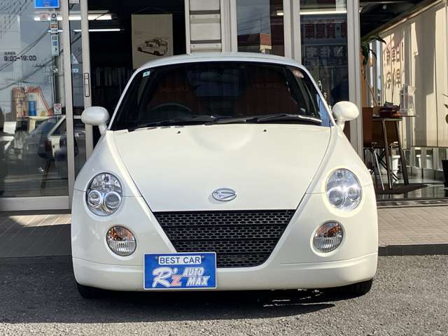 展示前、納車前の二段階で全車ボディーのポリッシュ仕上げ・ルームクリーニングをしております★