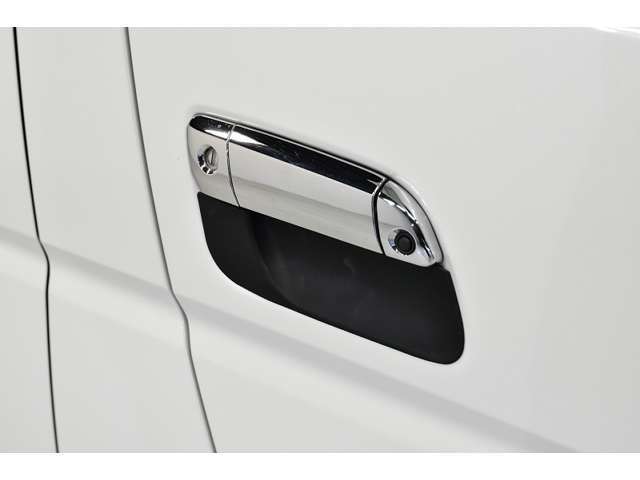 ■ドアハンドルプロテクター★即納台数多数取り揃えております！あなたに気に入っていただけるお車ご提案します☆スタッフ一同ご来店お待ちしております。シーアールエス大阪店06-6852-9000