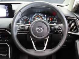 ☆ステアリングは上下と前後に調整できます。ベストな位置で運転をお楽しみください☆