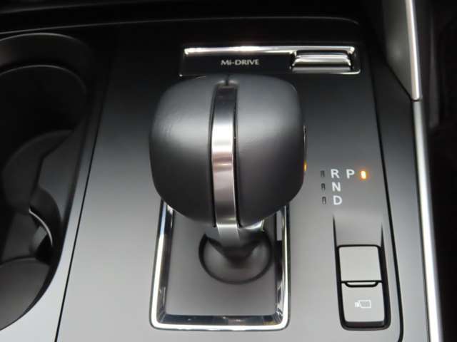 ☆なめらかな加速、スムーズな加速、低燃費、ダイレクト感のあるシフトフィールという、従来のトランスミッションのメリットを集約しました。体感してください☆