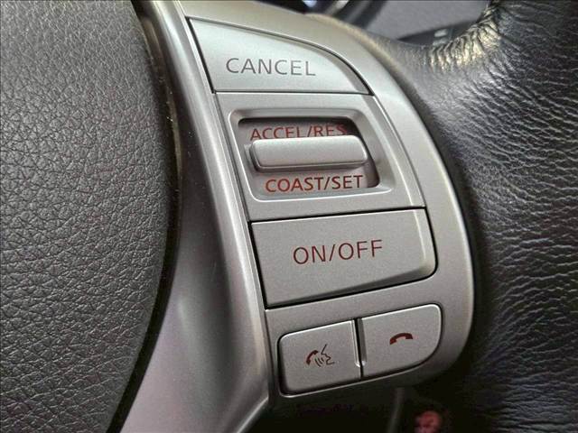 【クルーズコントロール】装備車両になります。遠距離ドライブの高速道路などでは大活躍で疲労軽減に役立ちます。