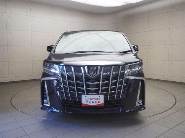 ワイド＆ローのスタイルで走行安定性もばっちりです。運転しやすくロングドライブも安心です。