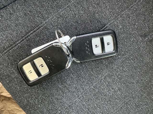 ★納車前に、専属のクリーニングスタッフが、ピッカピカにクリーニングして納車いたします！もちろん、ピッカピカの状態でお渡しするクリーニング費用も支払総額に含まれています！