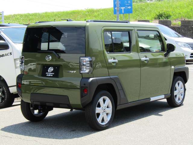 全国でも珍しいオートバックスに併設した富山の車販売・車買取の専門店です。新車・中古車・登録済未使用車などなんでもOK！当店のスタッフはカー用品の知識、クルマの知識も豊富ですのでお気軽にお声がけください。