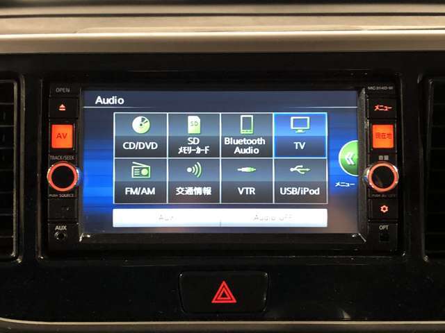 Bluetooth Audio、フルセグTV、CD、DVD再生可能です♪