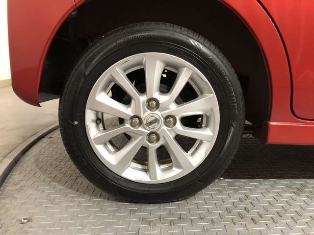 タイヤサイズは155/65R14です♪