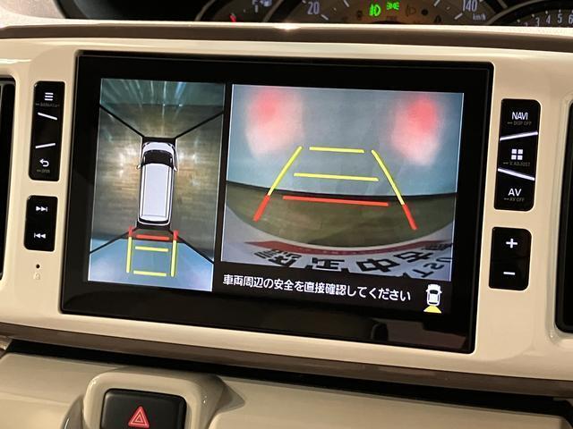 【パノラマカメラ】フロント・リヤ・サイドにカメラが付いているのでカーナビ画面に上空から見たように映し出されるので車庫入れが非常に簡単にできます☆　純正ナビ連動です☆狭い道でのすれ違いにも安心♪