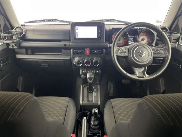 【インパネ全体】『インパネ全体』の画像になります。写真の内容に関してご不明点、ご質問等がございましたらお気軽にガリバー店舗までお問い合わせください。