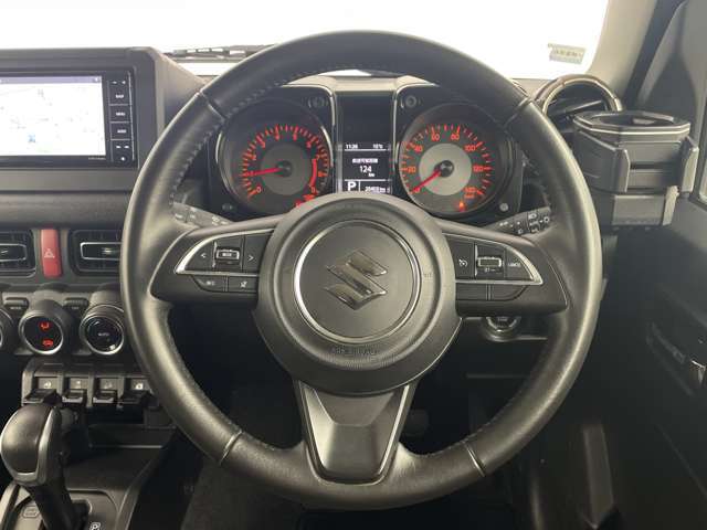 【ハンドル】『ハンドル/ステアリング』の画像になります。写真の内容に関してご不明点、ご質問等がございましたらお気軽にガリバー店舗までお問い合わせください。