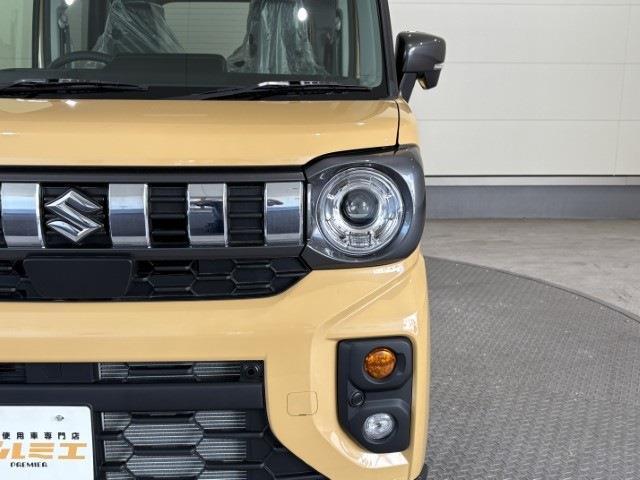 届出済未使用車とは、登録済みでなおかつ使用していない車のことを指します！ナンバー登録はしてあるものの、実際には使用されず保管しているケースが多く、必要最低限の走行しかしていないお車です♪