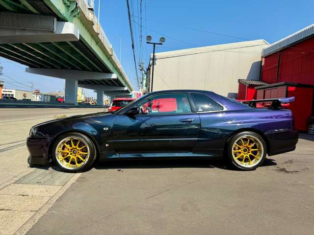 ■サイドビュー■●NISMOメーター＆スモークウインカー●LEDテール●HKS3層IC＆Fパイプ＆エアフィルター＆Vpro＆EVC●大型タワーバー●砲弾マフラー●RAYSホイール