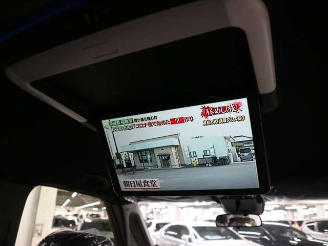 遠方（九州、沖縄除く）のお客様でも陸運局に持ちこまずに名義変更可能ですので店頭納車の場合は余計な諸費用も頂いておりません。遠方陸送納車も格安にてご納車可能です☆自走の場合は交通費相当でお届けも可能です