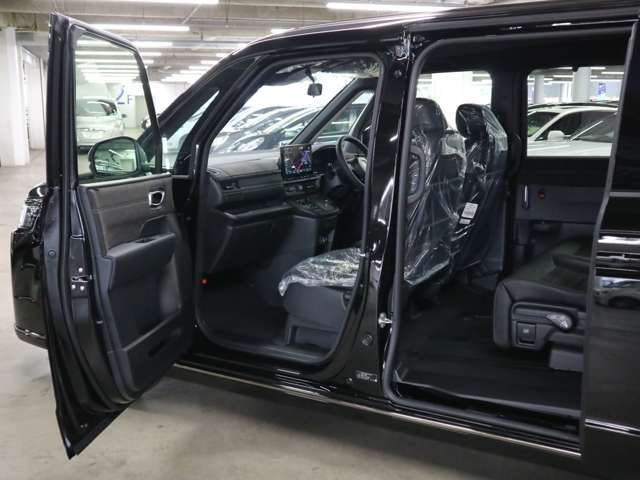 ご家族、また、ご友人とともに、皆さんでぜひ展示場へお越しください。お楽しみいただける自信があります。ご来店、心よりお待ち申し上げます。