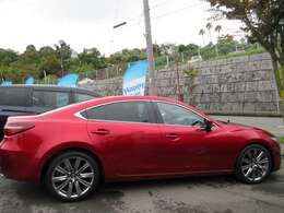 ローンでの購入も可能です（＾＾）弊社取扱のローン会社は【マツダクレジット】と【オリコ】となります◎当日審査も可能なのでお気軽にご相談下さい！※クレジット審査には運転免許証等の本人確認が必要となります。