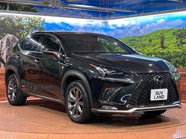 大好評のボディコーティング「弾スプラッシュコート」もご納車までに施工可能。通常のガラスコートと異なる、耐久年数6年の無機質ガラスコーティングが、ボディをキレイな状態に保ってくれます。