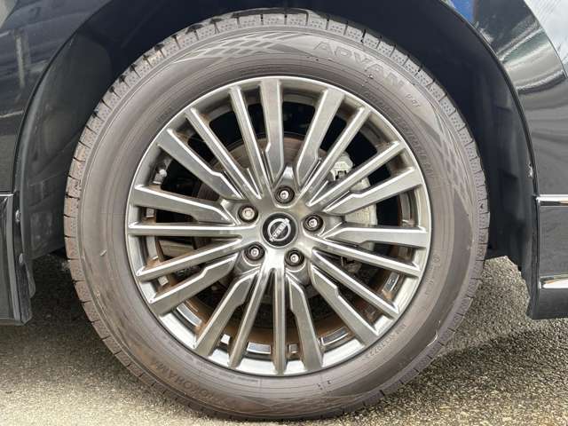 ☆純正アルミホイールなので車体との相性グッド♪☆