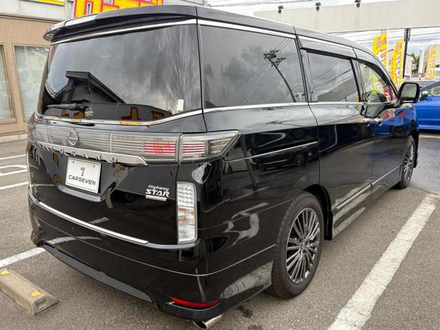 ★車内は隅々までクリーニングしております！ぜひ現車をご覧になってください！★