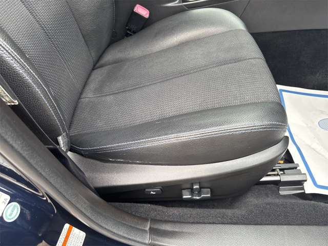 運転席パワーシート