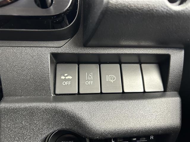 【運転席操作部】快適なドライブを楽しむための機能が装備されています！運転席から触れるので、使いやすいです！除菌プランいれていただくと、さらに清潔で安心していただけます！