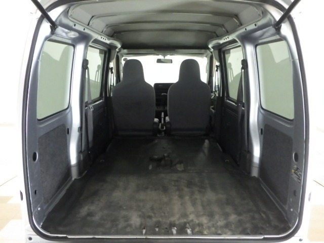 簡単にシートアレンジが可能です◎