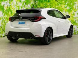 全国に店舗を展開しているのでどこでもお取り寄せが可能です！この車が気になるけど遠方だから・・・と諦める必要はありません！※別途陸送費が必要です。