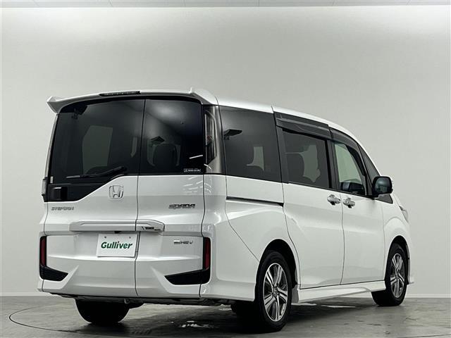 【右斜後】ガリバーの保証は、走行距離が無制限！末永いカーライフに対応する充実した保証内容（保証期間によって保証内容は変わります。)