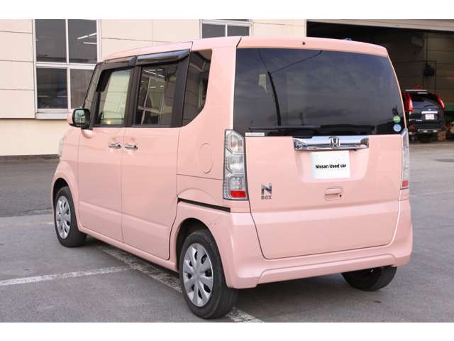 日産サティオ高知の中古車は全車、法定点検の整備を行って納車いたします。整備費用は車両価格に含まれておりますので、安心してご検討ください。