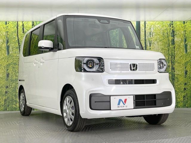 大好評のボディコーティング「弾スプラッシュコート」もご納車までに施工可能。通常のガラスコートと異なる、耐久年数6年の無機質ガラスコーティングが、ボディをキレイな状態に保ってくれます。