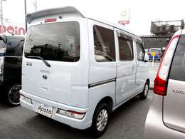 アピスタは、トヨタ系ディーラー『ネッツトヨタ広島』の中古車部門が独立して、グループ内別法人として設立された広島県内に6拠店を構える中古車販売会社です。