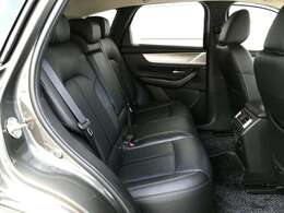 【車内ルームクリーニング済】展示前に内装・外装をプロがしっかりとクリーニングしております。