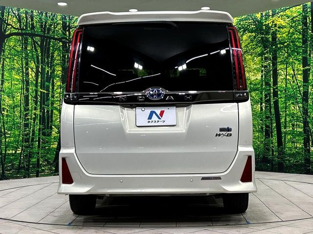 安心の最長10年・走行無制限保証（有償）をご用意。保証内容も充実はもちろん、無料点検＆オイル交換や、年中無休の全国・24時間ロードサービスも付帯されておりますのでご安心下さい。