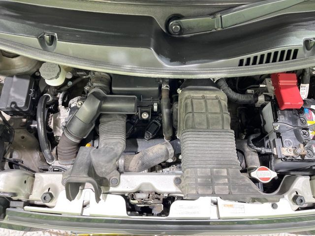 親切・丁寧な専門メカニックスタッフが応対！・車検・点検整備・事故等の修理などアフターサービスも安心。お車のカスタマイズもネクステージのサービススタッフまでご相談ください！