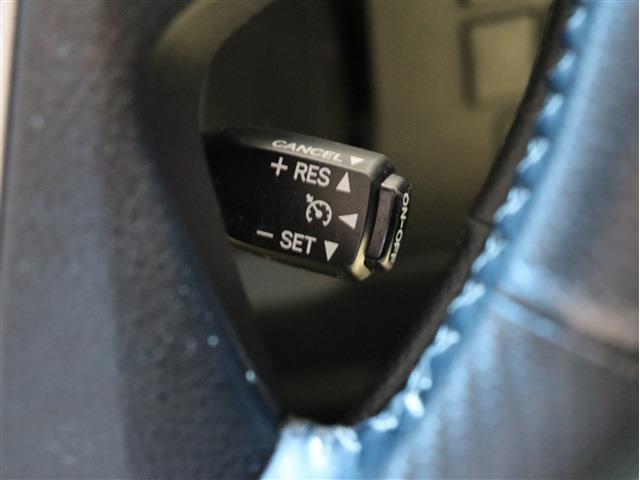 【クルーズコントロール】高速道路も一定速で走らせる事ができるのでロングドライブも快適です！