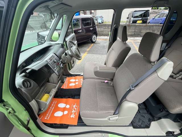 助手席もキレイです